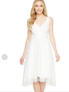 Eva Franco White Lace Midi Dress with V-Neck Size 6